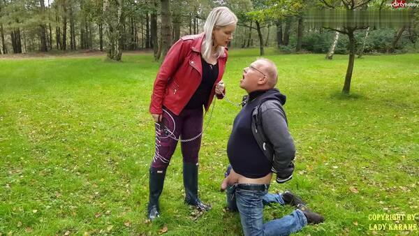 Lady Karame – Ballbusting With Sexy Hunter Boots