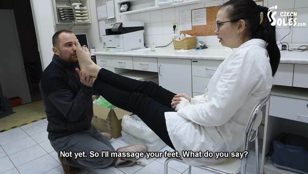 Czech Soles – Dita, Jack – Stalker worships big bare feet of one cute pharmacist